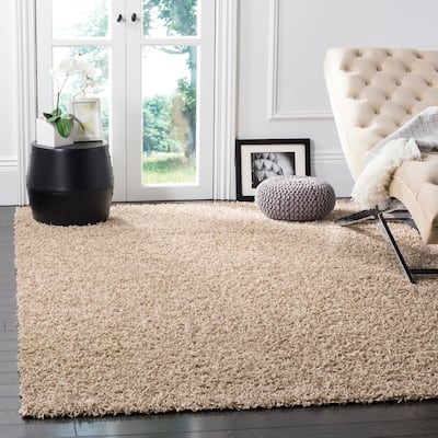 SAFAVIEH Athens Shag Ilaha 1.5-inch Thick Rug - Beige - 4' x 6'