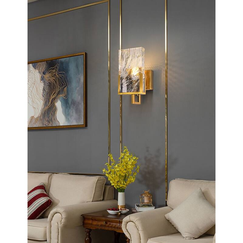 1 Light Gold Metal Wall Sconce With Glass Plaque
