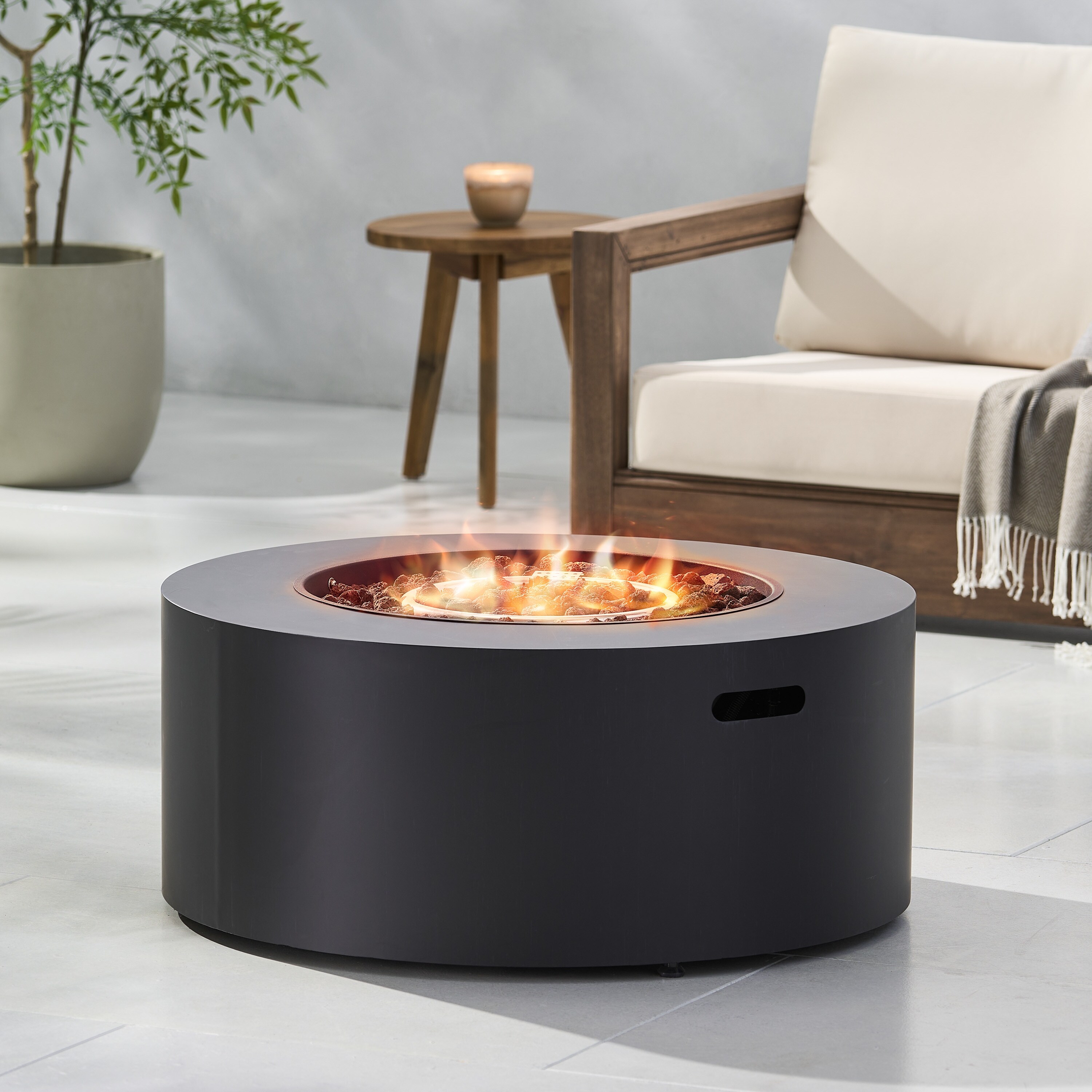 Christopher knight home circular outdoor gas fire on sale pit table with tank holder