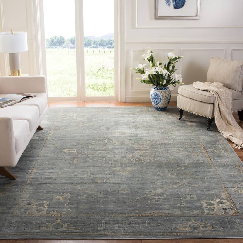 SAFAVIEH Vintage Lenna Oriental Distressed Viscose Rug - 6'7" x 9'2" - Grey/Multi