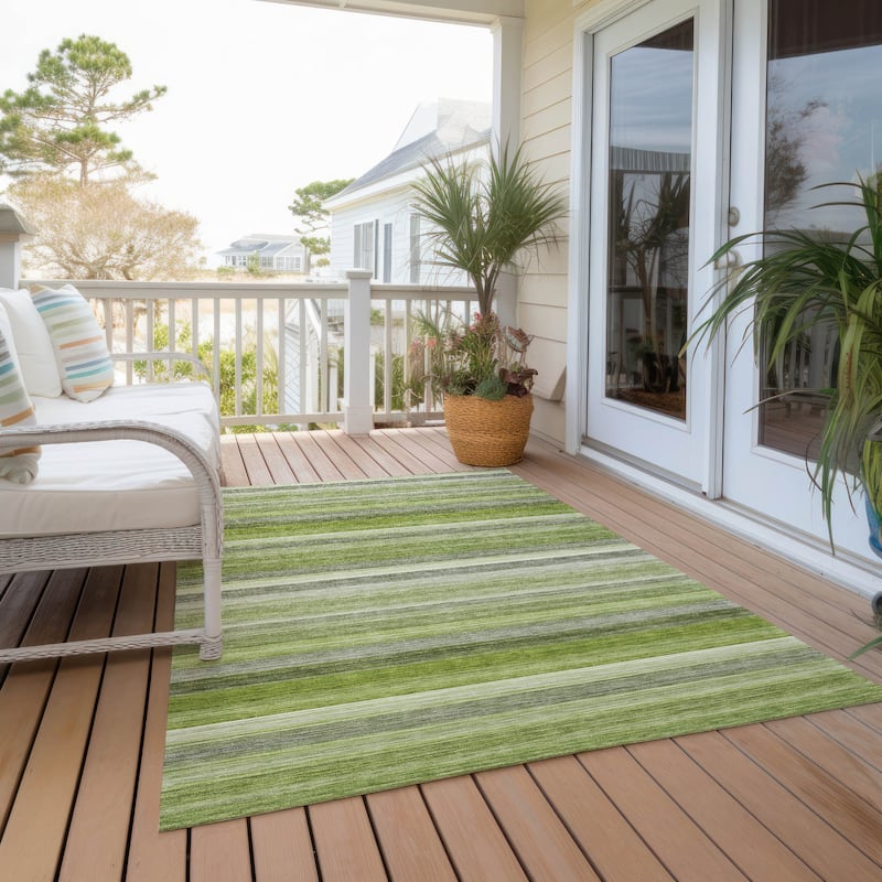 Machine Washable Indoor/ Outdoor Ombre Stripes Chantille Rug - Fern - 8' x 10'