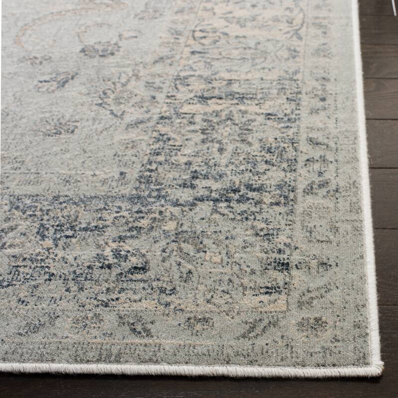 SAFAVIEH Vintage Elise Oriental Distressed Viscose Rug