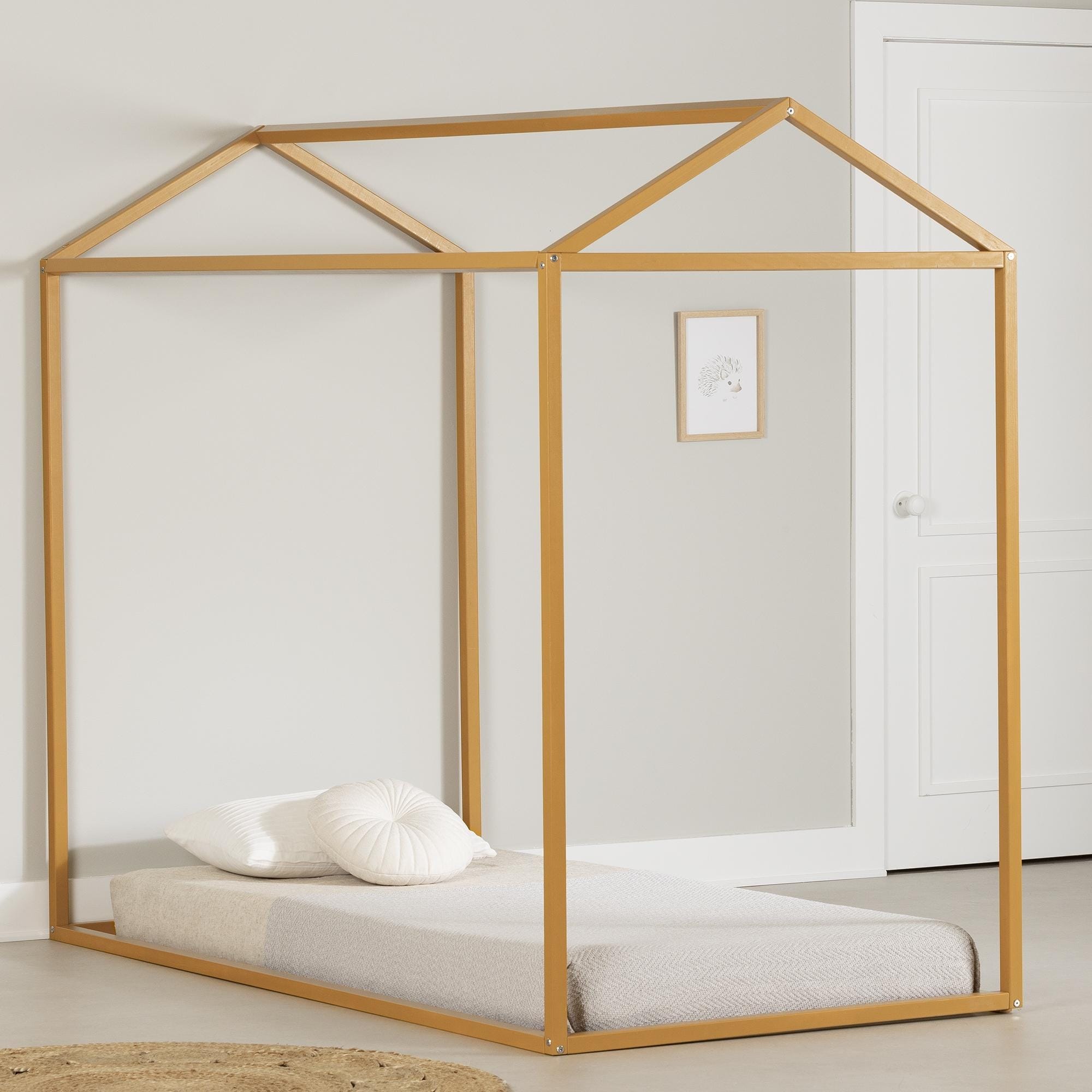 Sweedi store house bed