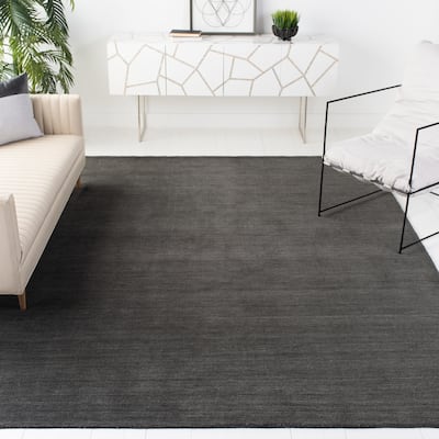 SAFAVIEH Handmade Himalaya Brittani Modern Wool Rug