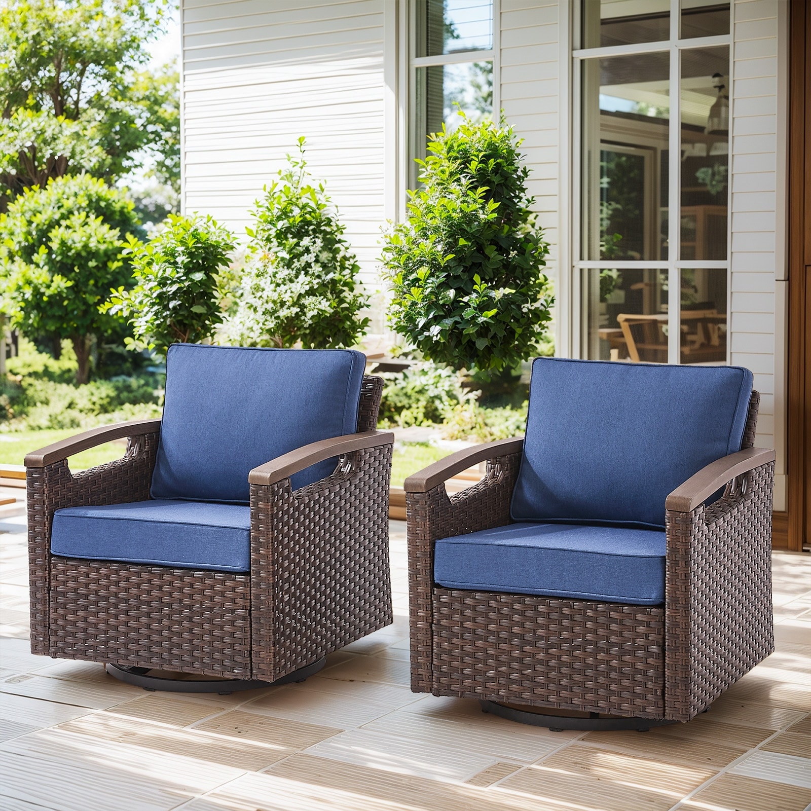 Outdoor 360° Swivel Chair with Blue Cushion