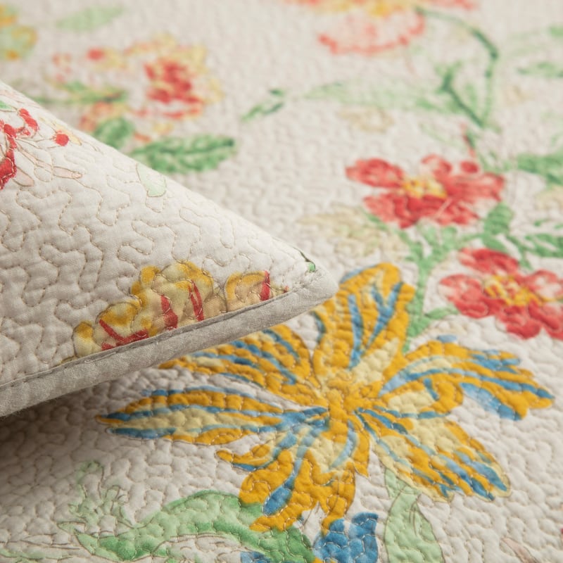 S&S Dreamland Floral Reversible 3 Piece Cotton Quilt Set