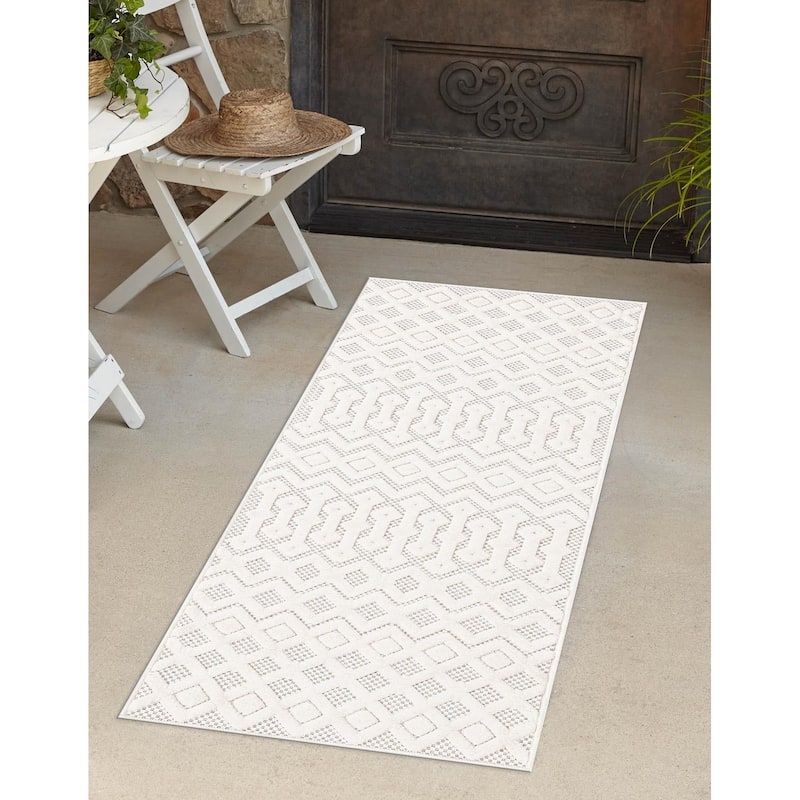 Outdoor Haversham Collection Area Rug - Ivory - 2'x8'