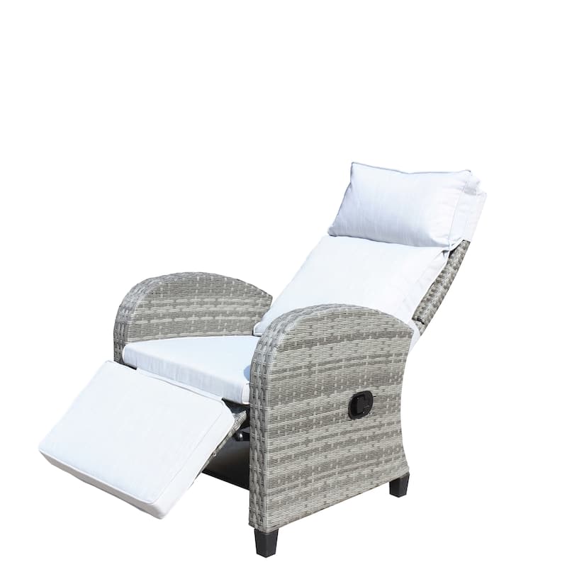 Outdoor Wicker Recliner Chair With Adjustable Backrest And Armrests (Excluding the table)