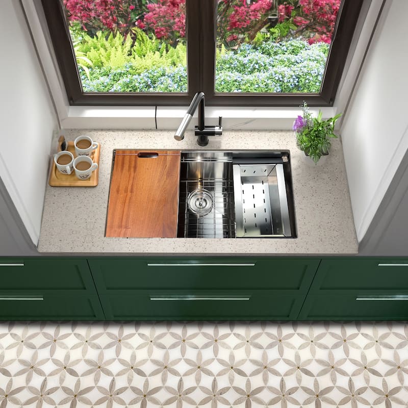 Highpoint Collection 30" Zero-Radius Workstation Undermount Stainless Steel Kitchen Sink - 30" x 18" x 10"