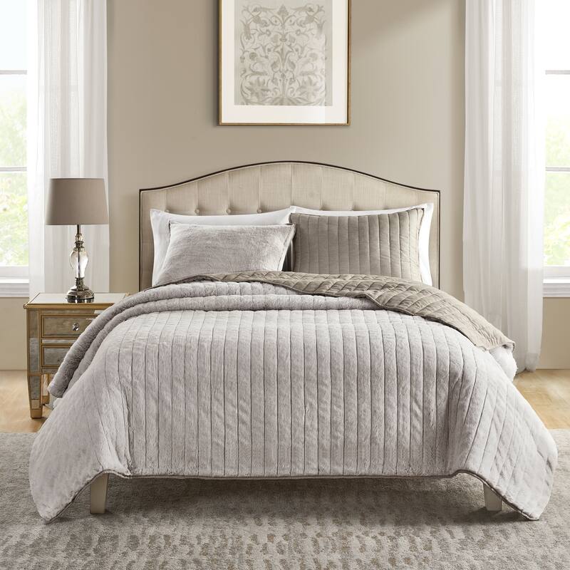 Beaute Solid Faux Fur Quilted Comforter Set,3-piece Reversible lightweight Shaggy Blanket Coverlet Bedding Set