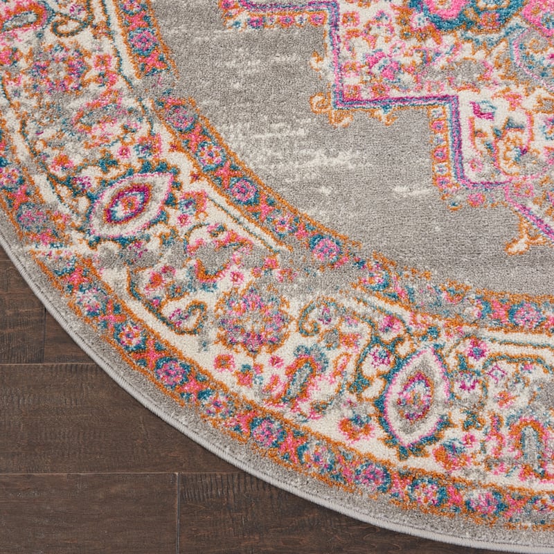 Porch & Den Dobbin Vintage Persian Medallion Farmhouse Area Rug