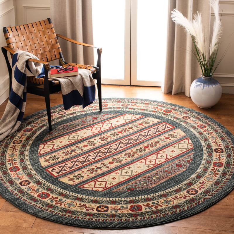 SAFAVIEH Mahal Concha Traditional Oriental Rug - 6'7" Round - Navy/Creme