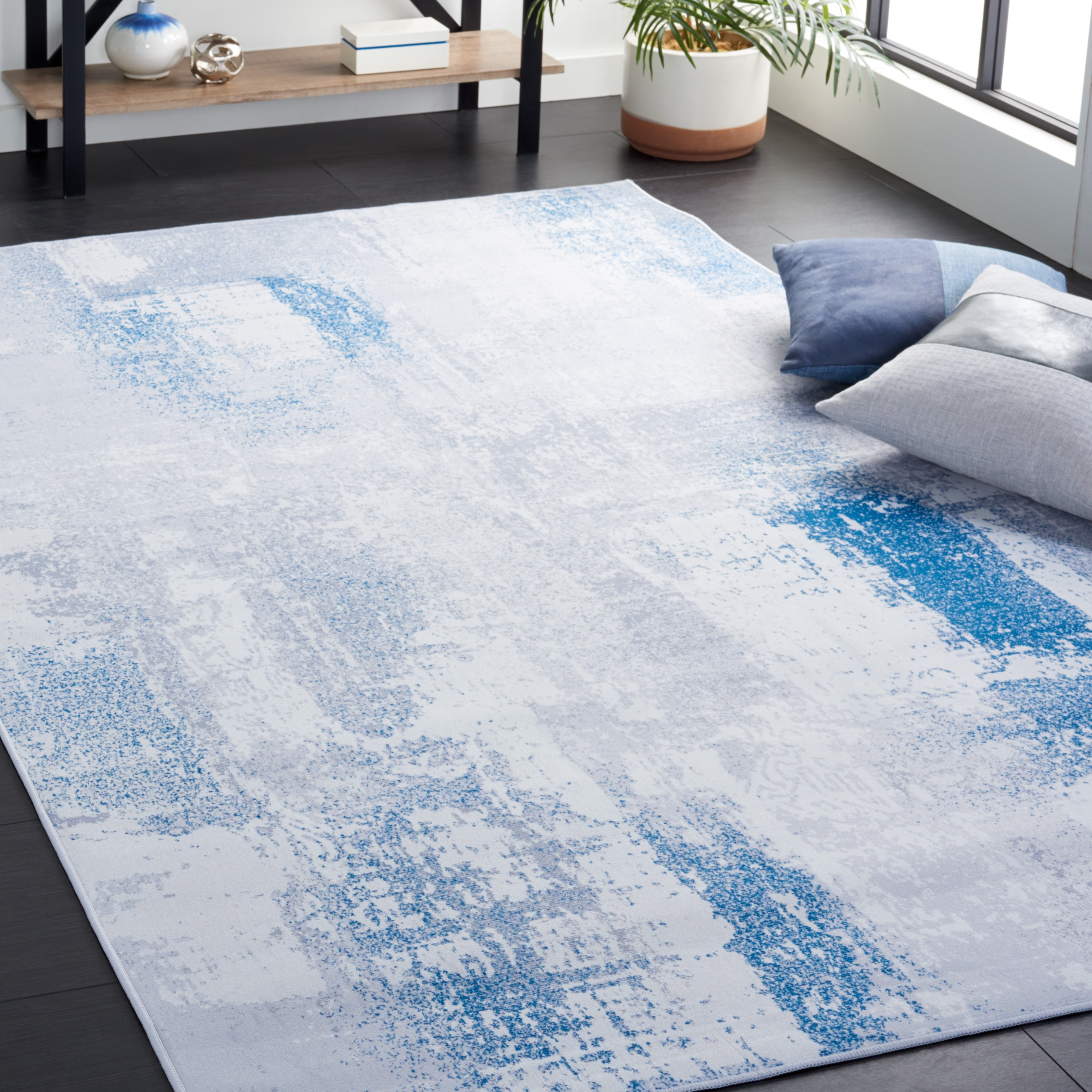 SAFAVIEH Tacoma Machine Washable Slip Resistant Permelia Modern Abstract