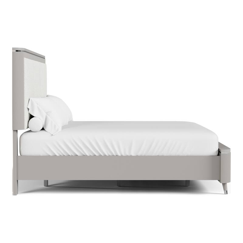 Furniture of America Seraphine Modern 2-Piece Light Grey Solid Wood Panel Bedroom Set with Fluted Headboard