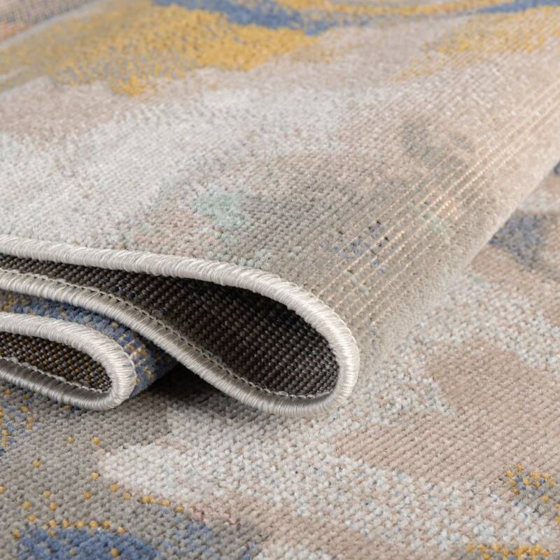 Country & Floral Heloise Collection Area Rug