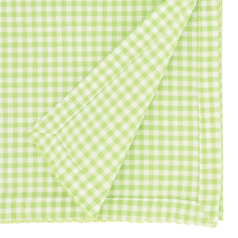Traditional Gingham Table Runner
