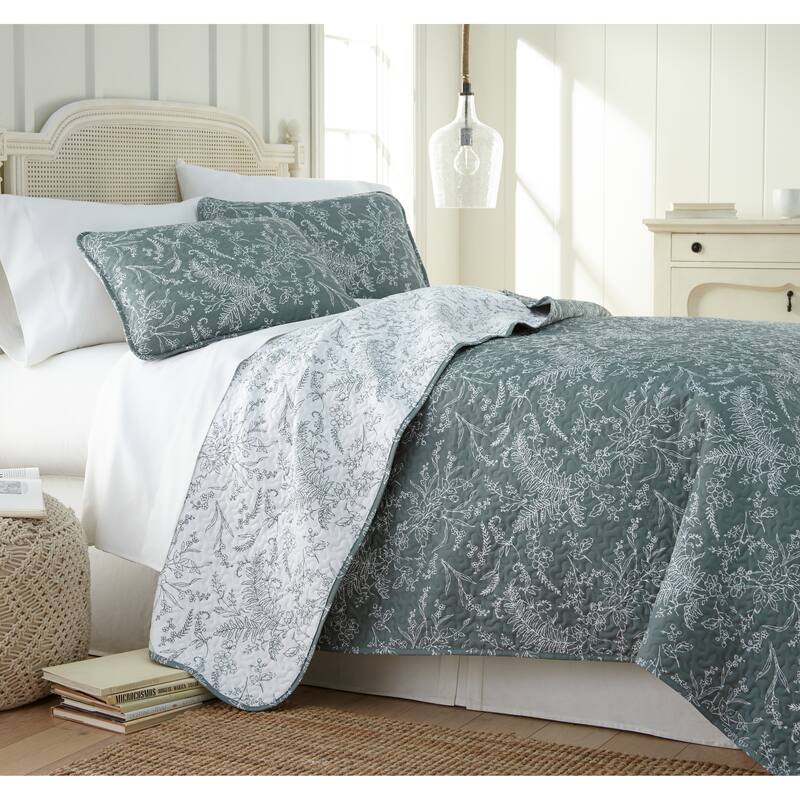 Vilano Ultra-Soft Lightweight WinterBrush 3-piece Quilt and Sham Set