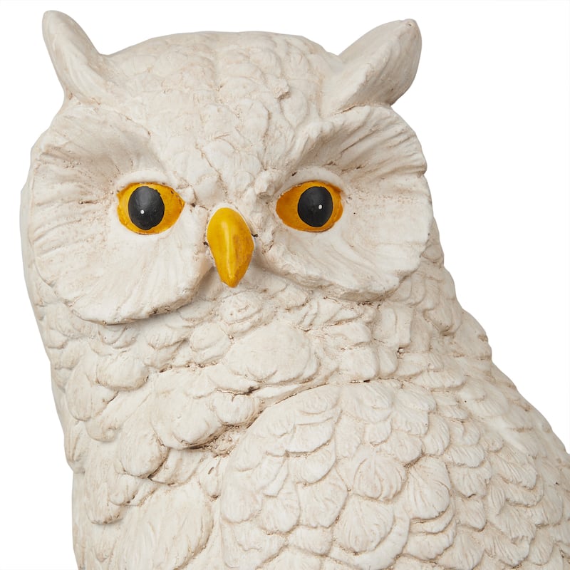 White Owl on Tree Trunk Statuary