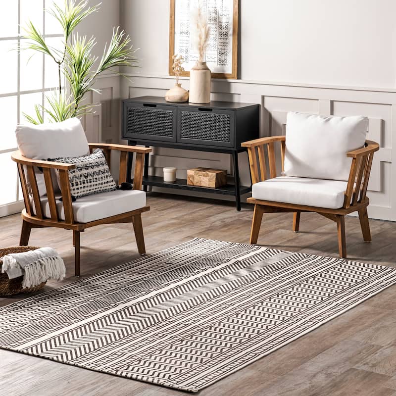 Nuloom Lydie Bohemian Banded Cotton Area Rug - 5' x 8' - Brown - Rectangle