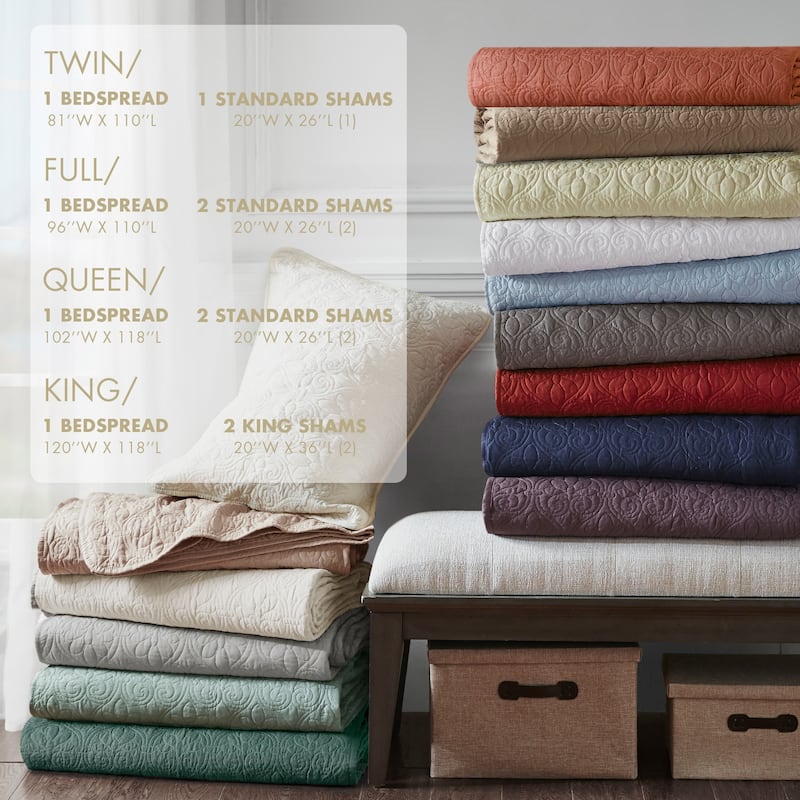 Madison Park Mansfield Reversible Oversized 3-piece Solid Texture Bedspread Quilt Set with Matching Shams