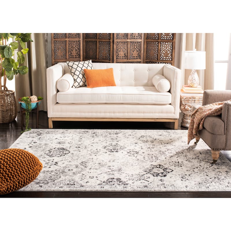 SAFAVIEH Madison Avery Boho Chic Distressed Area Rug