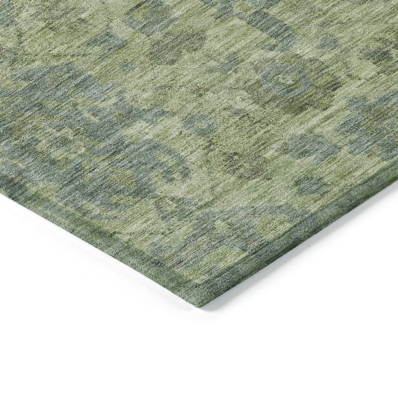 Machine Washable Indoor/ Outdoor Vintage Traditional Chantille Rug