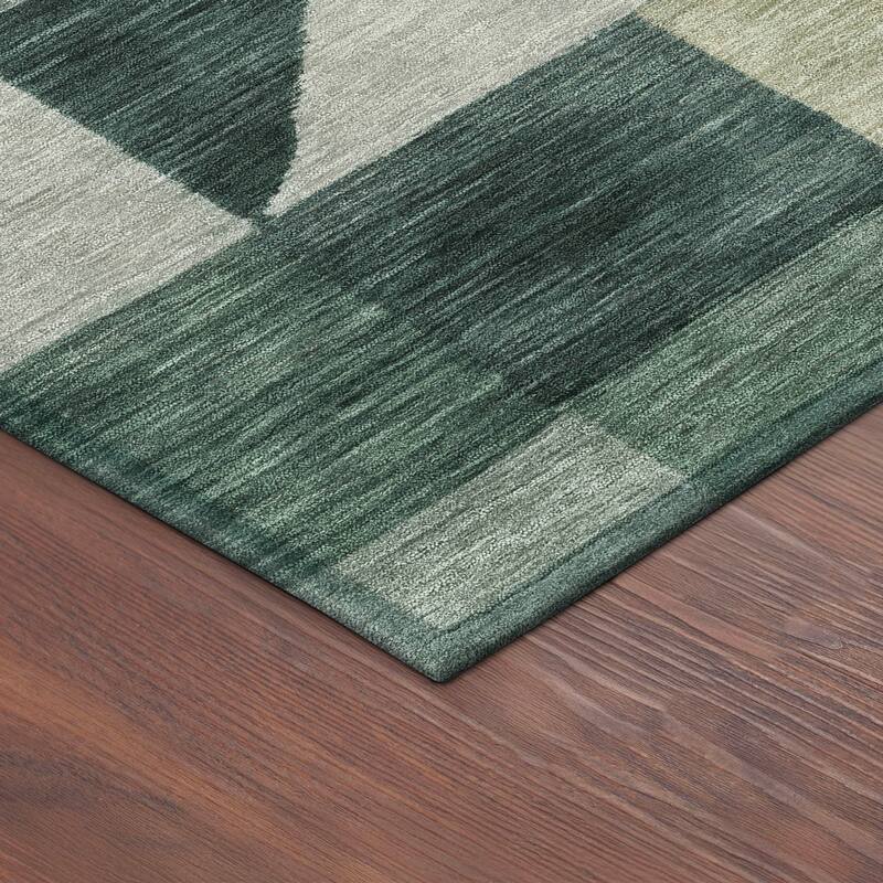 Machine Washable Indoor/ Outdoor Geo Rubi Chantille Rug