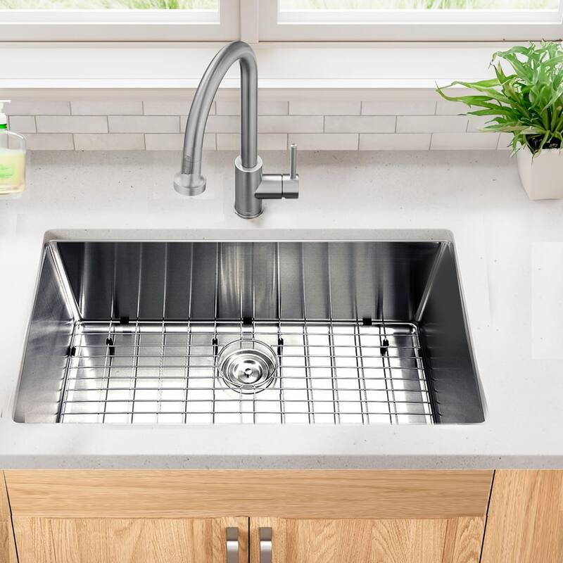 32 Inch Small Radius Undermount 16-Gauge Stainless Steel Kitchen Sink with Drain - 32 x 18 x 10"