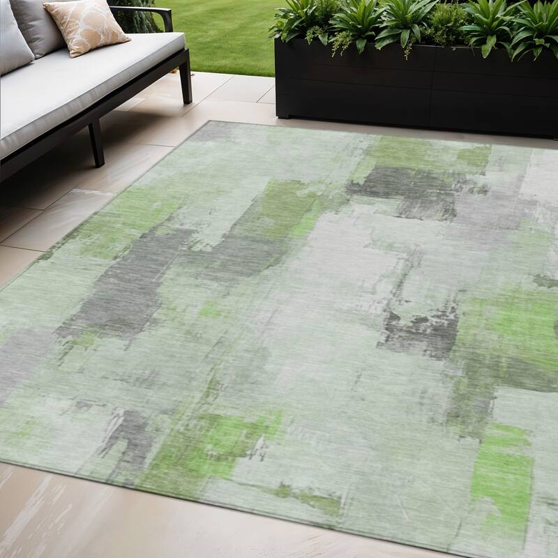 HomeRoots Abstract Transitional Rectangle Outdoor Rug - 5' X 8'