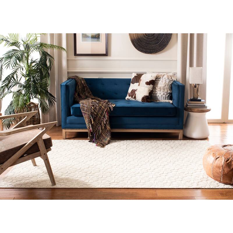 SAFAVIEH Handmade Textural Christell Contemporary Wool Rug - 6' Round - Ivory