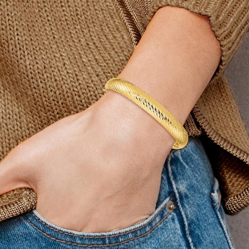 Curata 14k Yellow Gold 7/16 Textured Cuff Stackable Bangle Bracelet