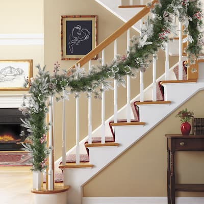 Puleo International 9' x 10" Decorated Garland