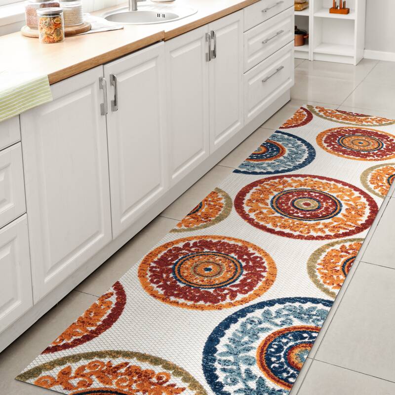 JONATHAN Y Gallia Medallion High-Low Indoor/Outdoor Area Rug
