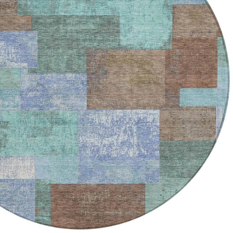 HomeRoots Geometric Traditional Rectangle Outdoor Rug