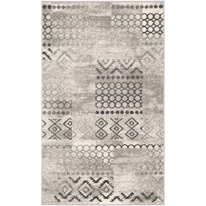 SAFAVIEH Evoke Bridgette Distressed Vintage Boho Rug