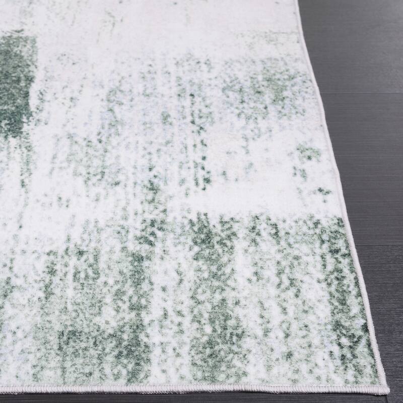 SAFAVIEH Santa Monica Lucina Modern & Contemporary Rug