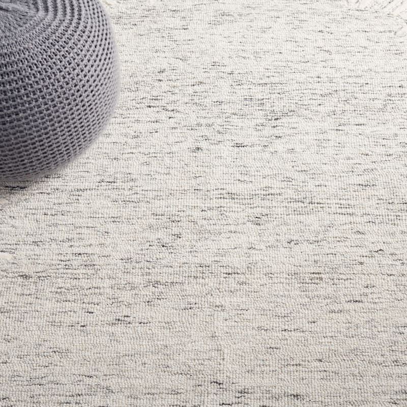 SAFAVIEH Handmade Abstract Deema Modern Wool Rug