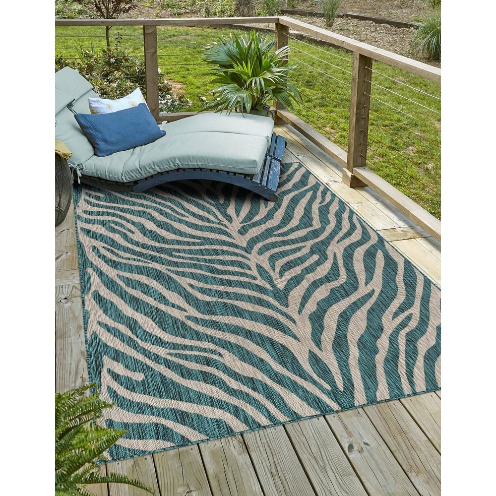 Outdoor Gallery Collection Area Rug