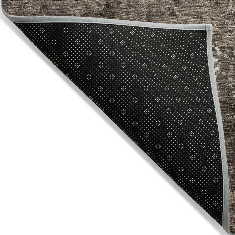 Machine Washable Indoor/ Outdoor Chantille Distressed Traditional Rug