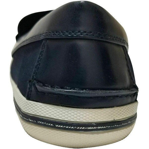 unlisted boat shoes