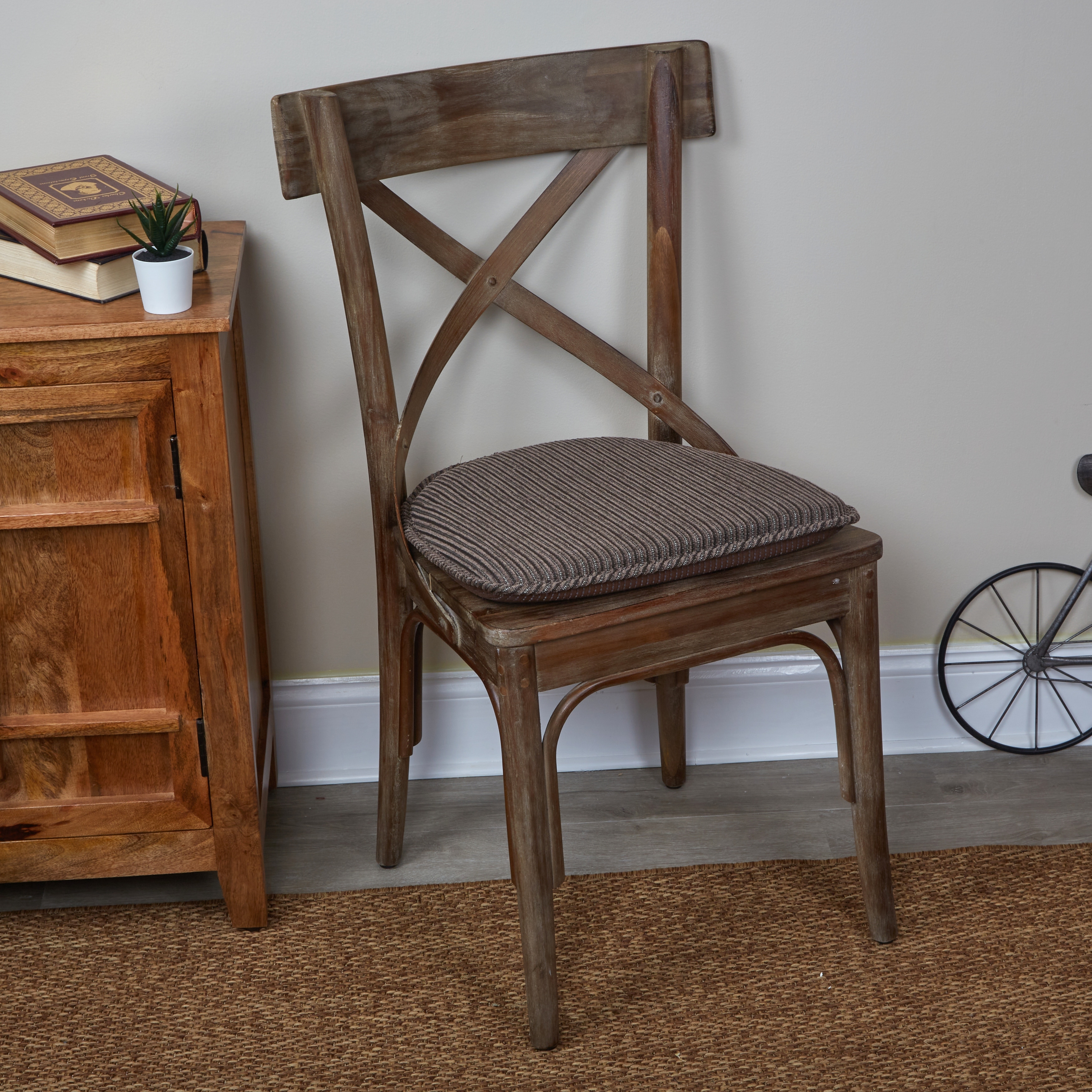 Klear vu 2025 gripper chair cushion