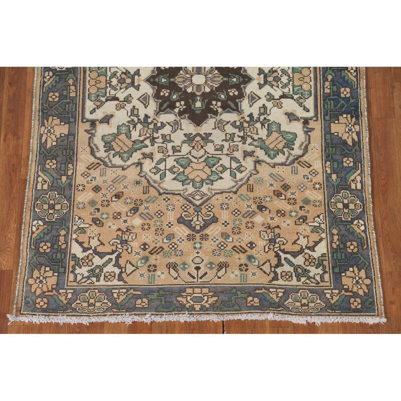 Bakhtiari Persian Vintage Area Rug Hand-Knotted Wool Carpet - 4'3" x 6'8"
