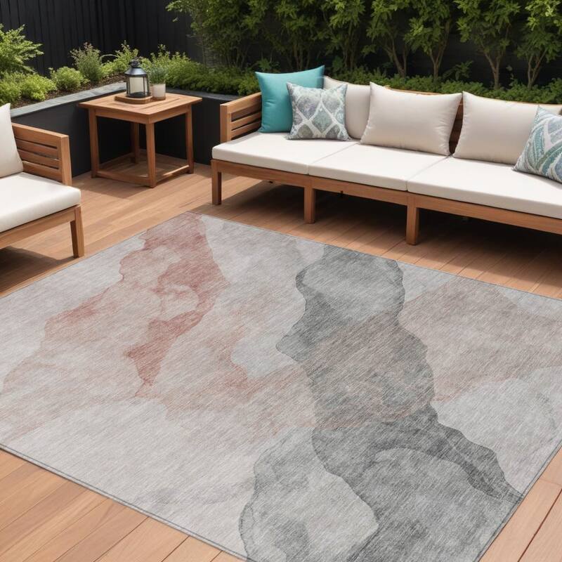 HomeRoots Abstract Transitional Rectangle Outdoor Rug - 10' X 14'