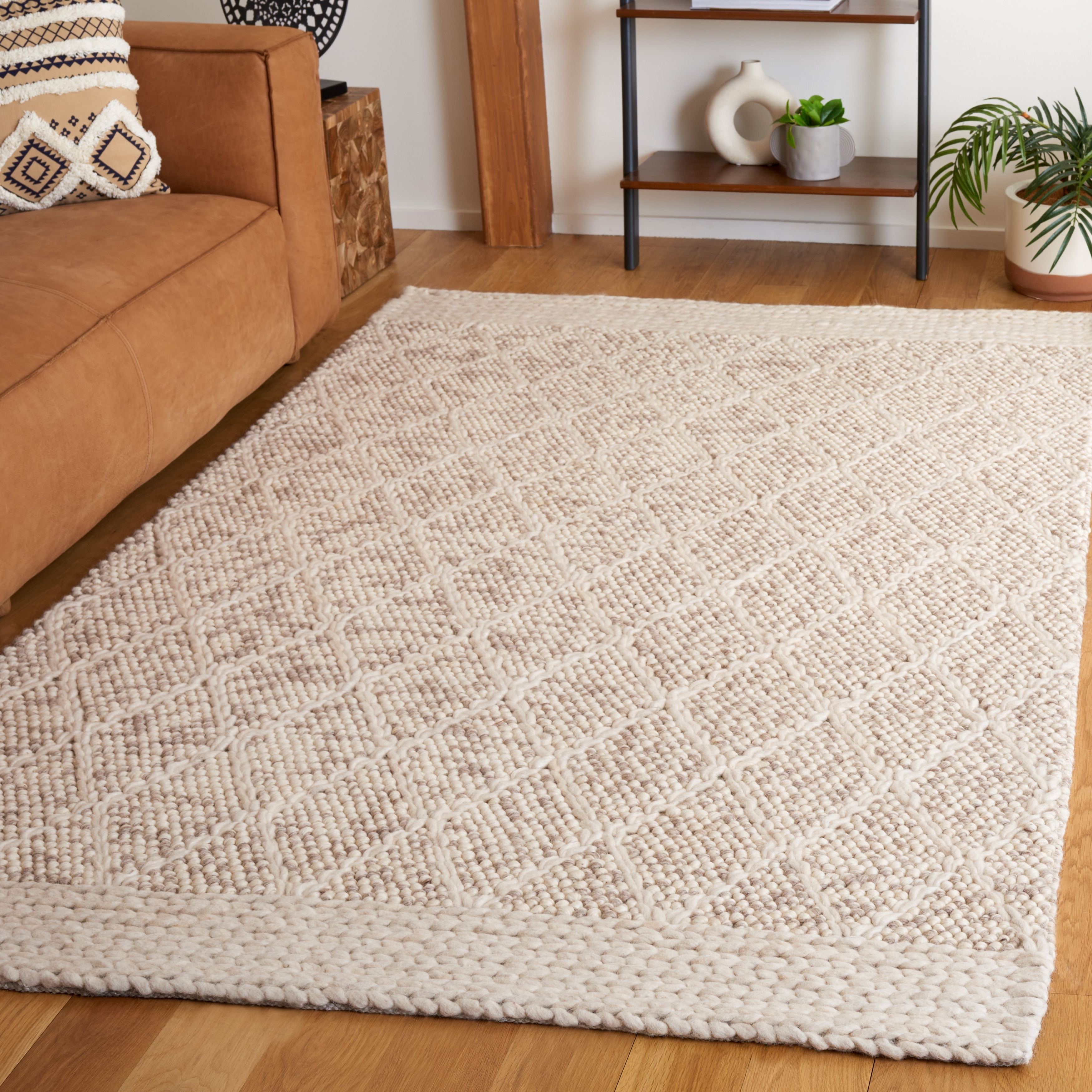 SAFAVIEH Handmade Natura Nigara Farmhouse Trellis Wool Rug