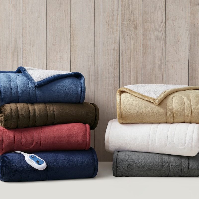 Woolrich Heated Plush to Berber Throw