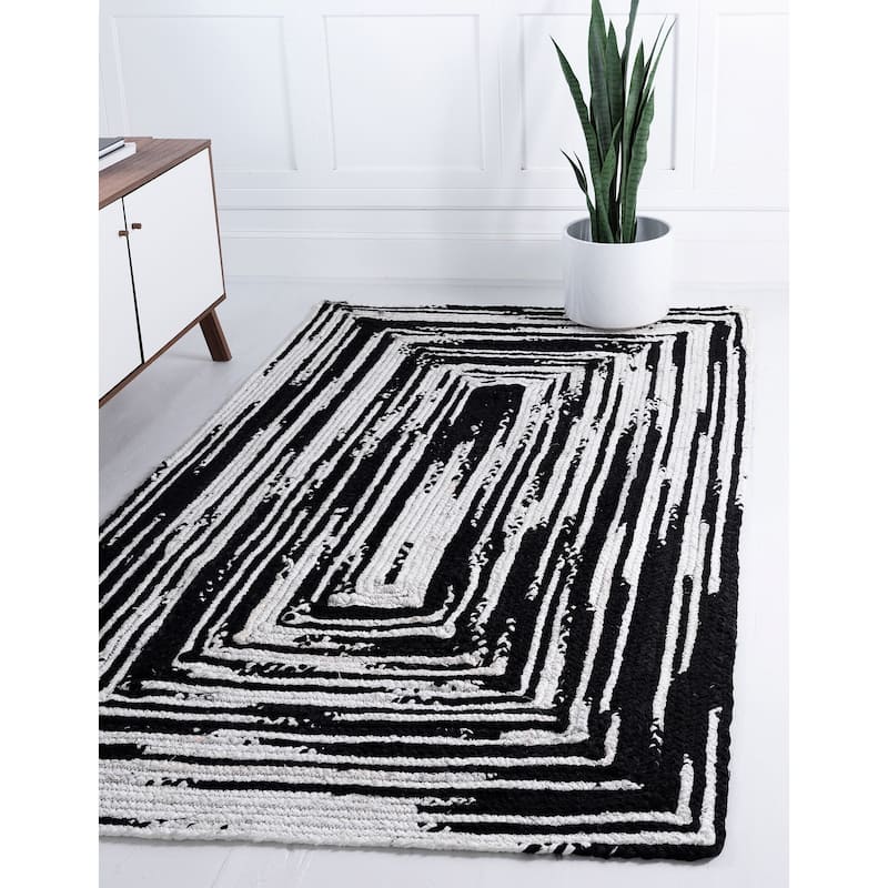 Braided Slin Collection Area Rug - 5'x8' - Black