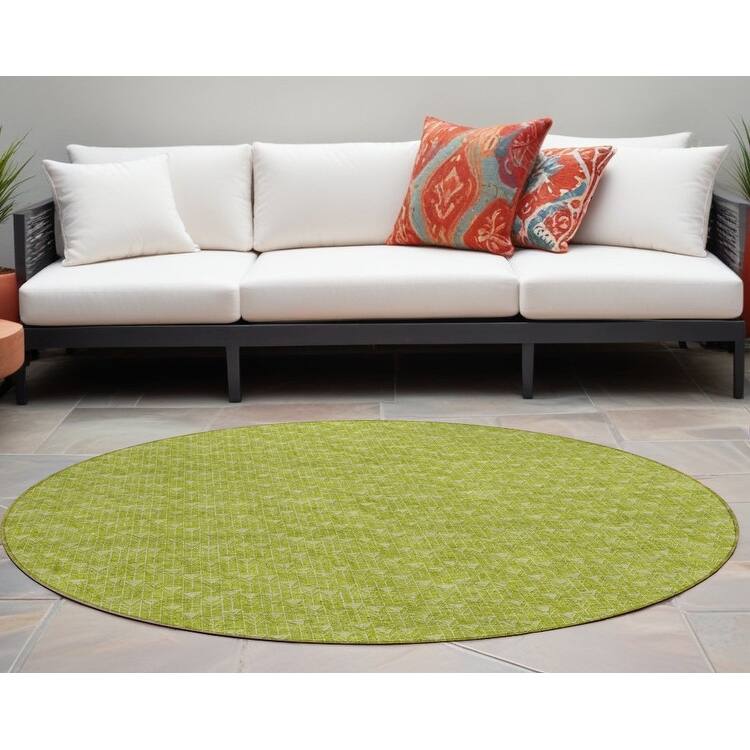 Lave Modern Geometric Weather Resistant Versatile Elegance Outdoor Rug - 8' Round - Green