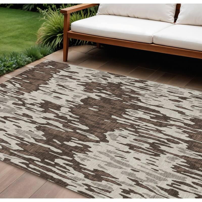 HomeRoots Striped Transitional Rectangle Outdoor Rug - 9' X 12'