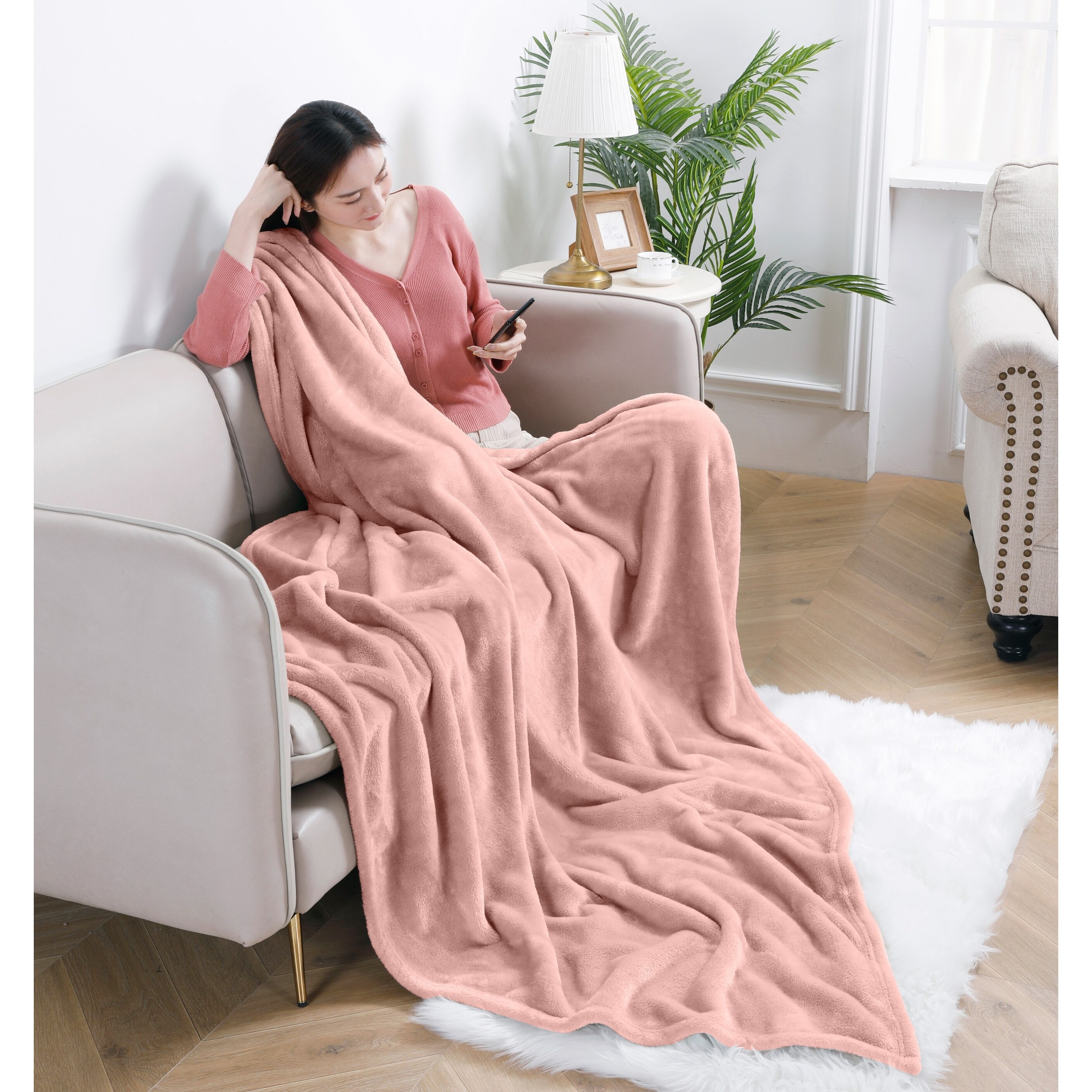 RACHEL Rachel Roy Solid Silky Flannel Fleece Oversized Throw Blanket Bed Bath Beyond 33238836