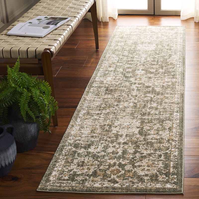 SAFAVIEH Hazel Heti Traditional Oriental Rug - 2' x 8' Runner - Green/Beige